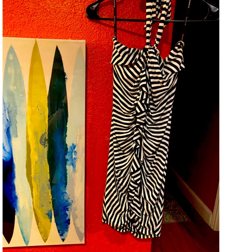 Bebe dress